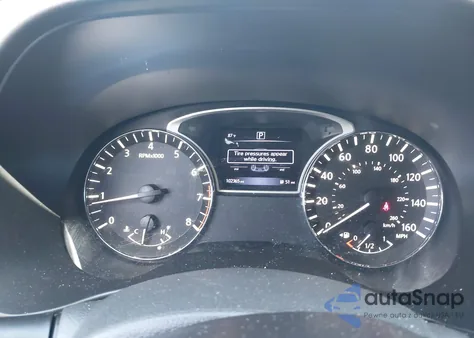 2017 Nissan Pathfinder Sv z USA, uszkodzony, nr VIN 5N1DR2MN1HC646338